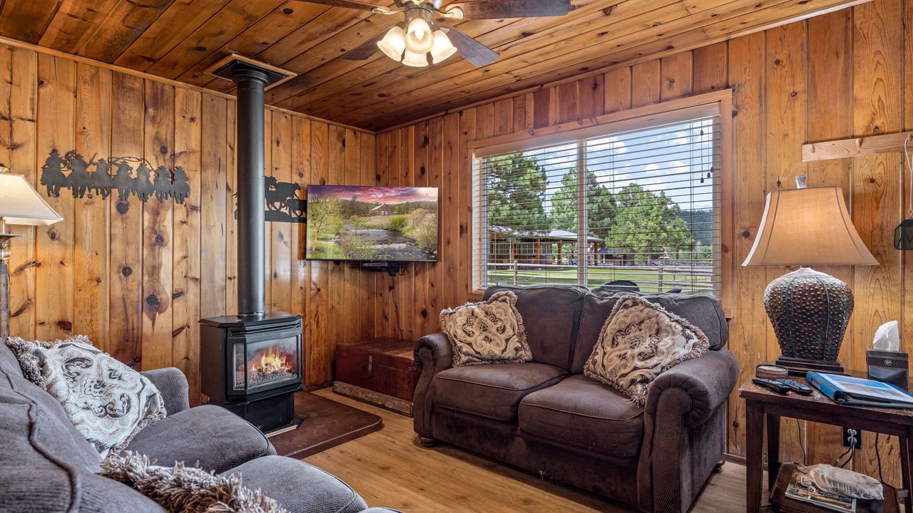 Photo of Livingroom in Greer