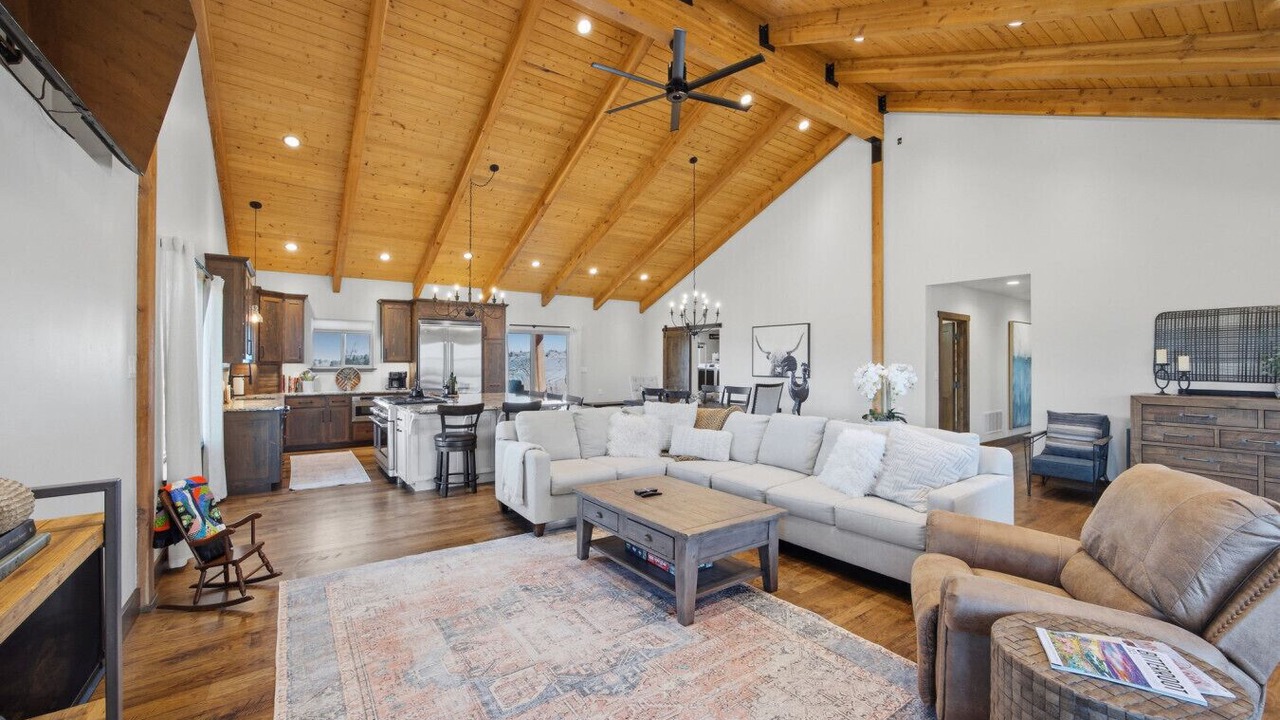 Photo of Livingroom in Grantsdale