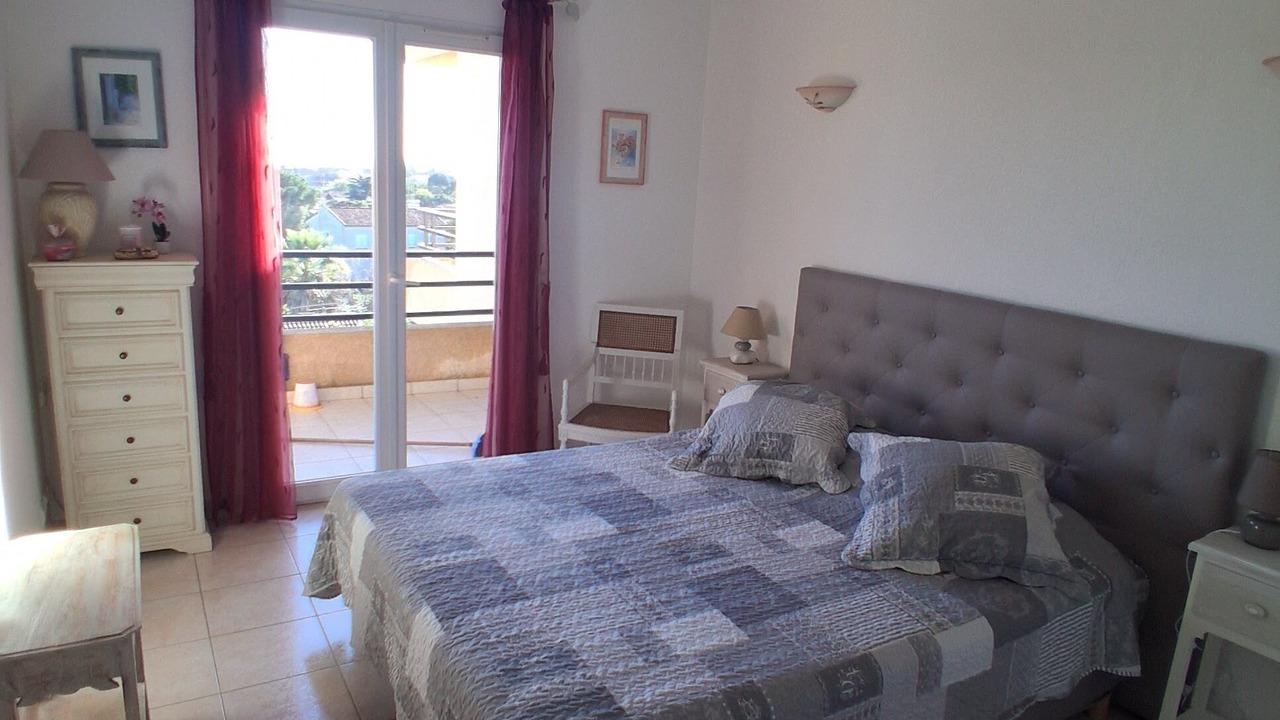 Photo of Bedroom in Moriani-Plage