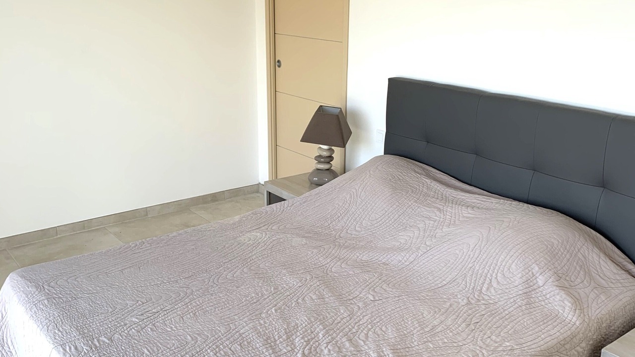 Photo of Bedroom in Cirendinu