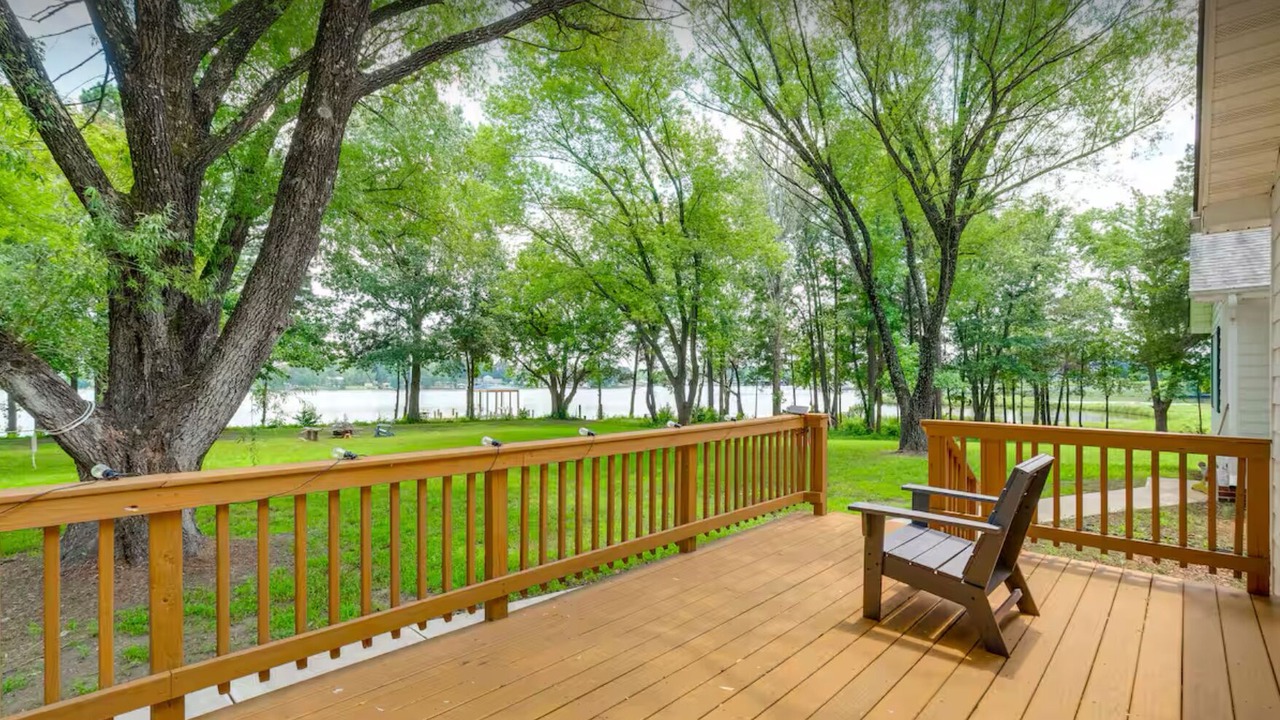 Photo of Patio Balcony in Colonial Beach