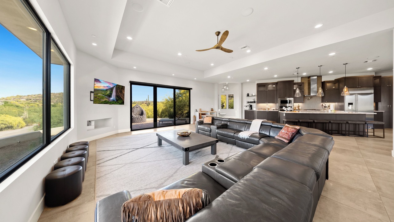 Photo of Livingroom in Cave Creek