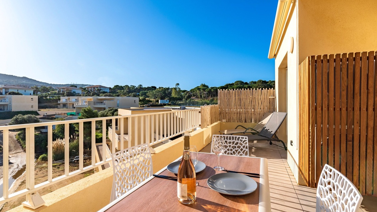 Photo of Outdoor in Marine de Saint Ambroggio