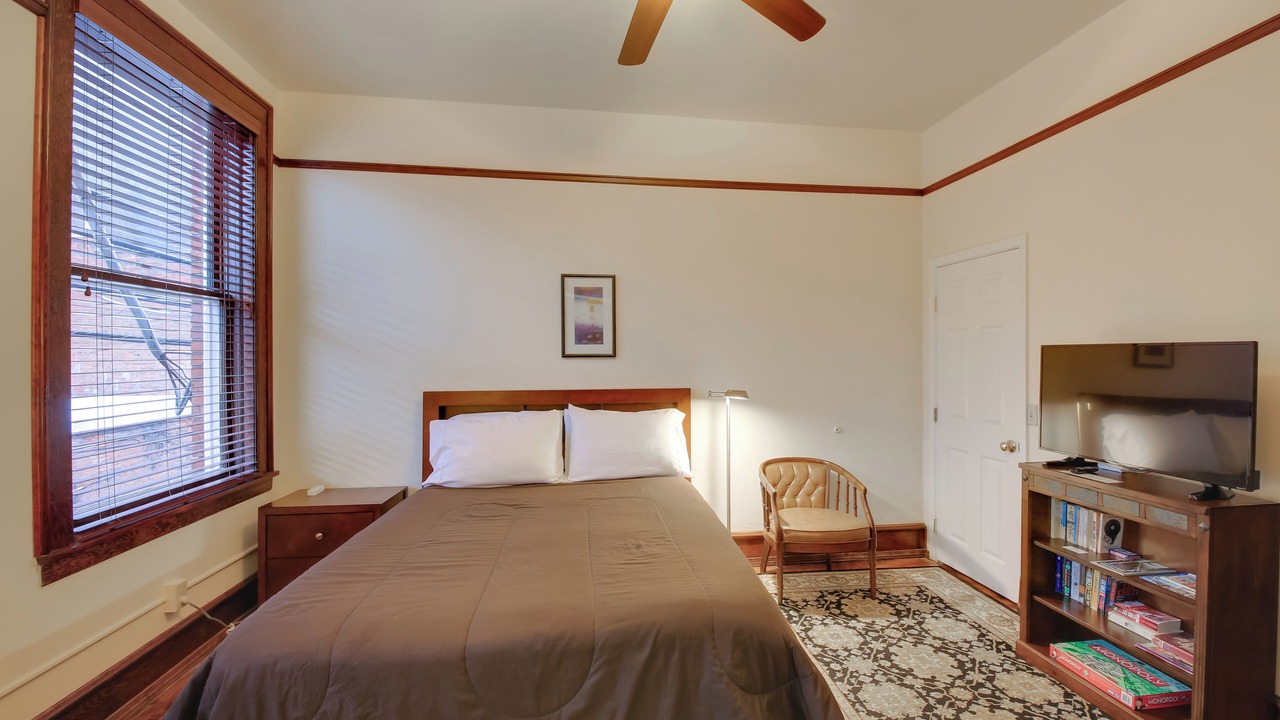 Photo of Bedroom in Wallace