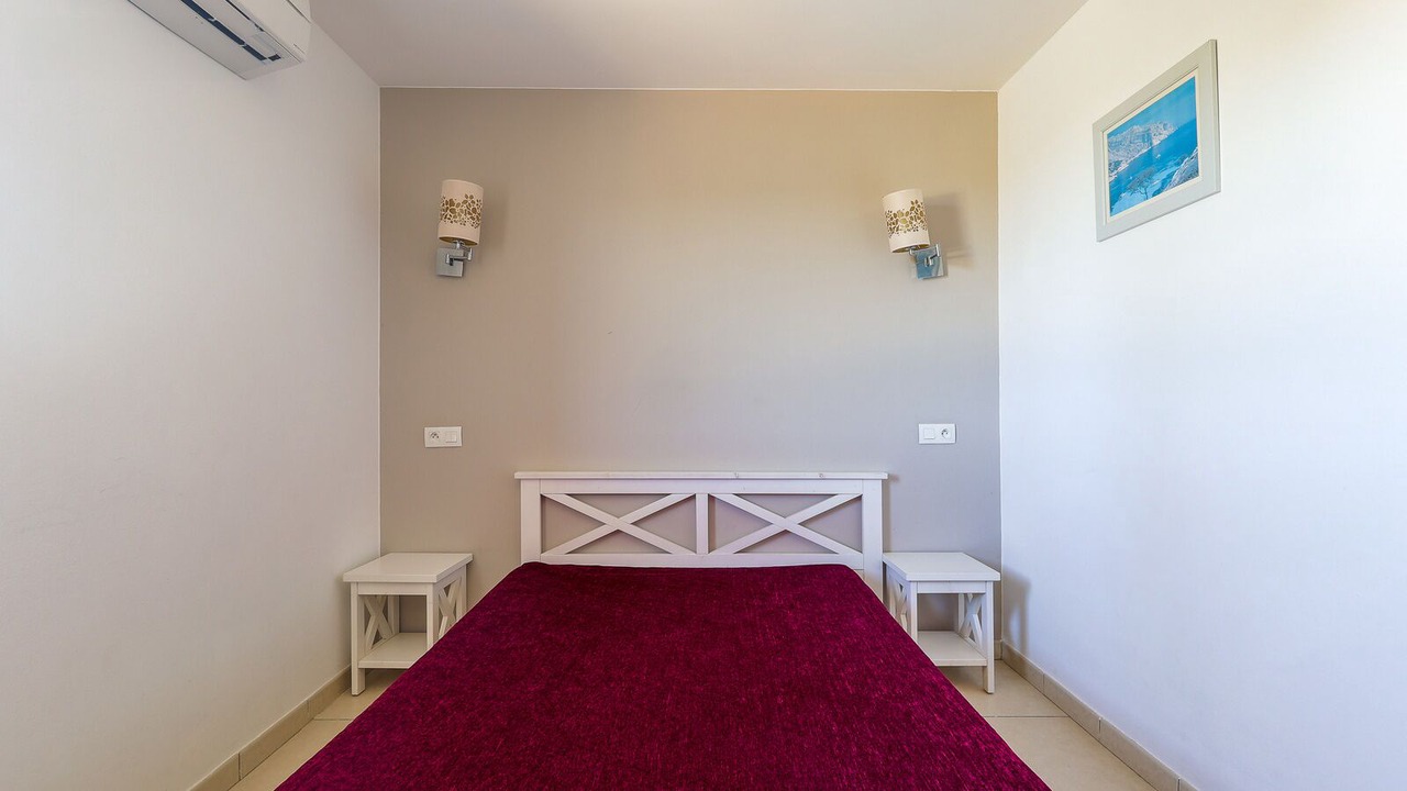 Photo of Bedroom in Lozari