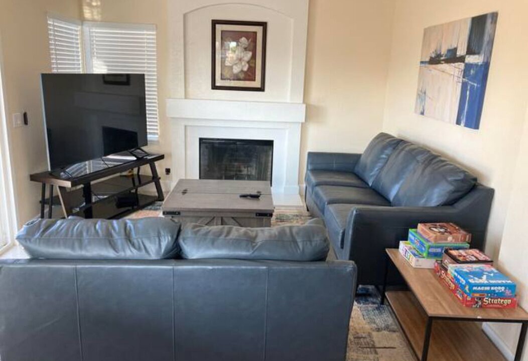 Photo of Livingroom in Rancho Penasquitos