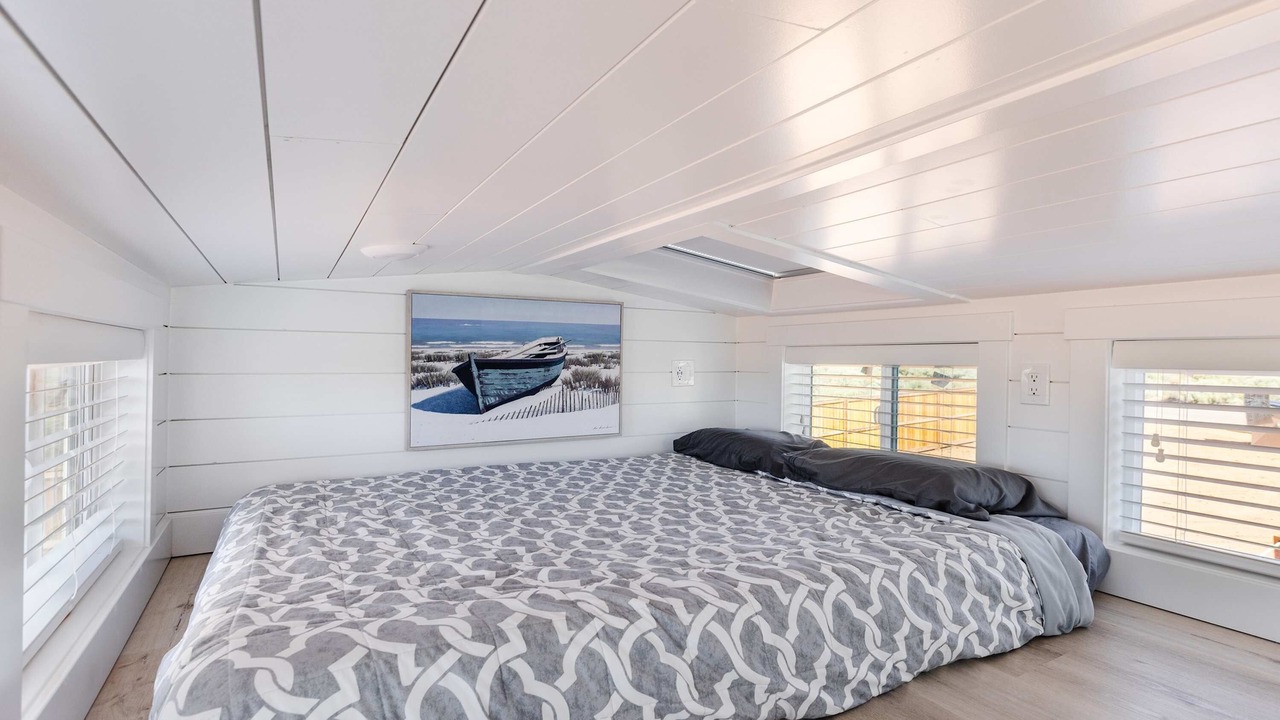 Photo of Bedroom in Apple Valley