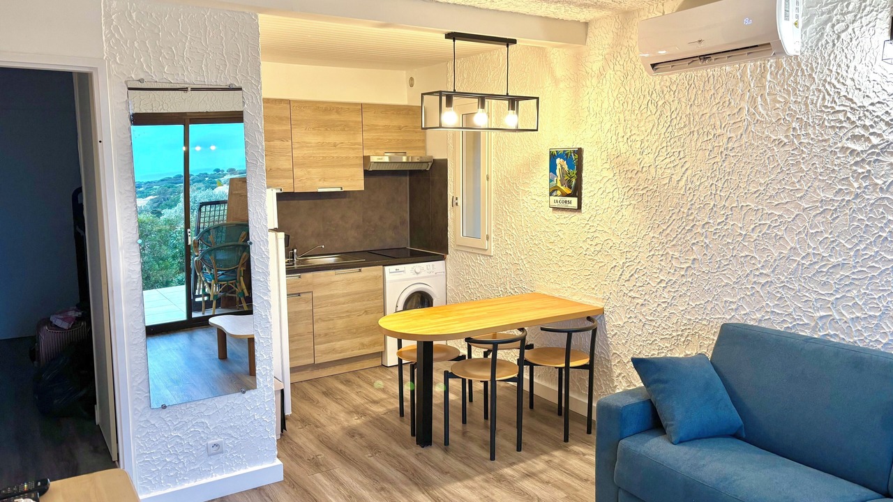 Photo of Livingroom in Marine de Saint Ambroggio