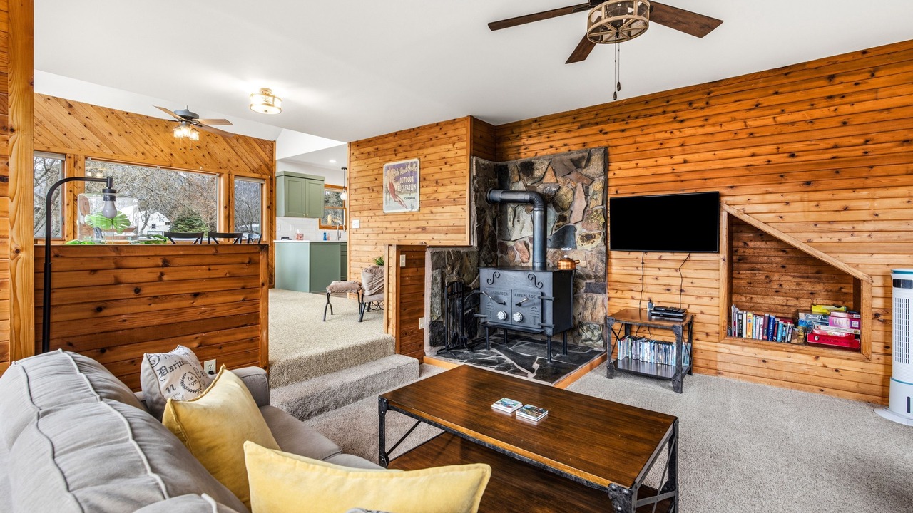 Photo of Livingroom in Laclede