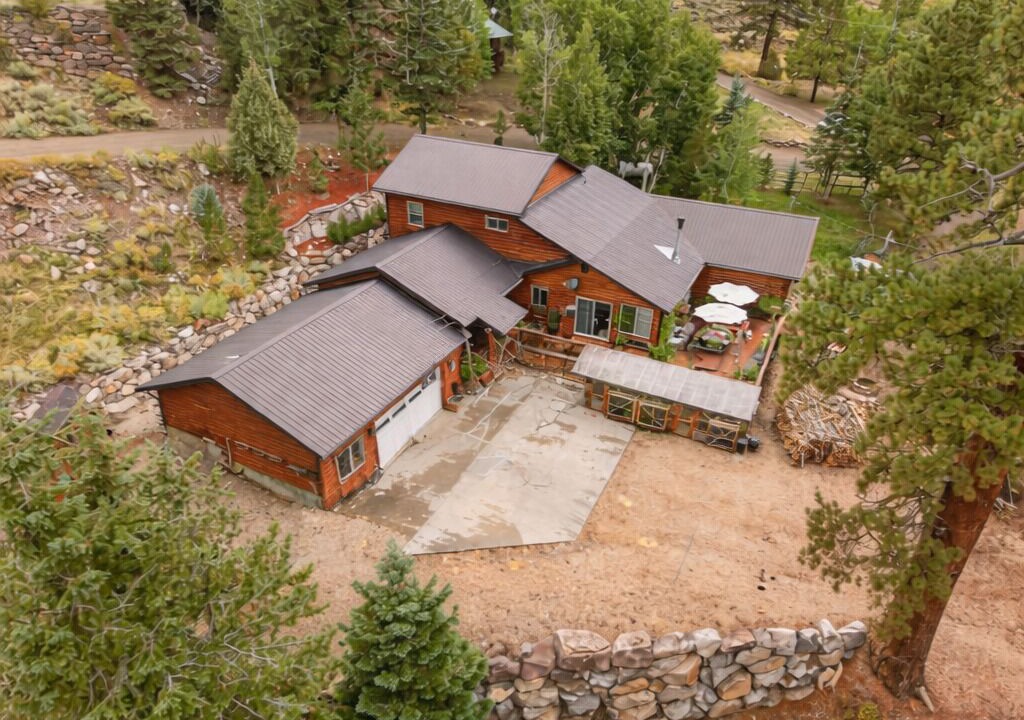 Photo of Outdoor in Mammoth Creek