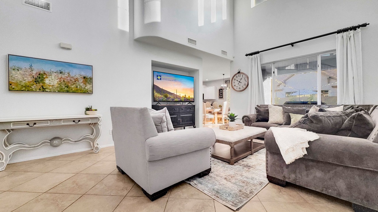 Photo of Livingroom in Morrison Ranch
