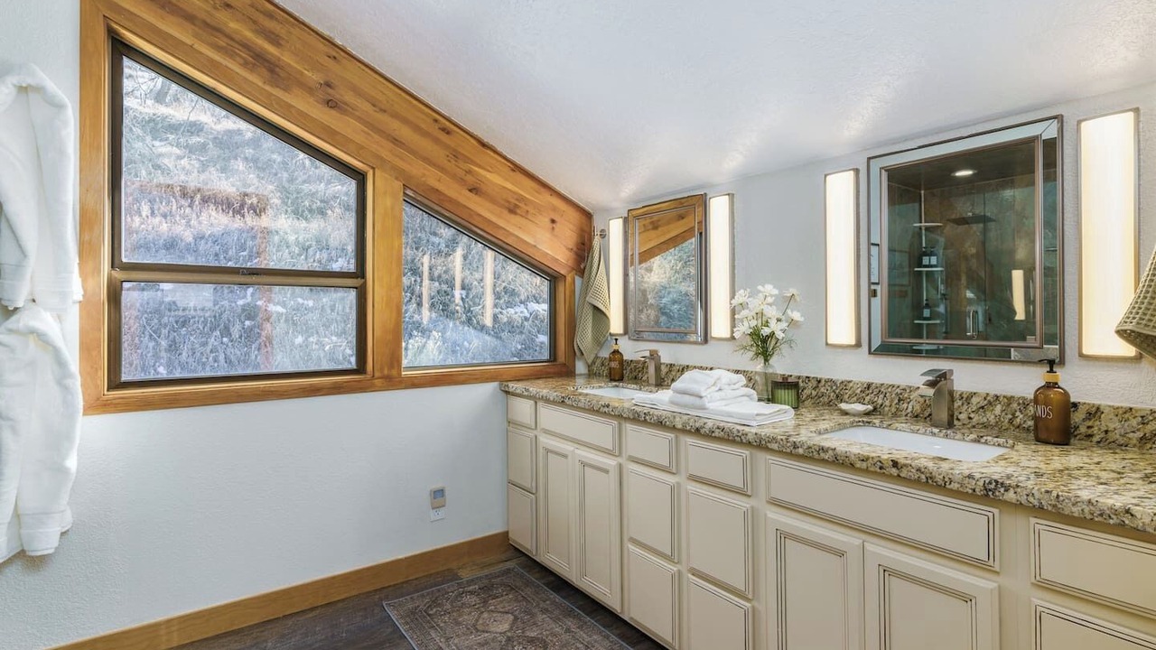 Photo of Bathroom in Lava Hot Springs