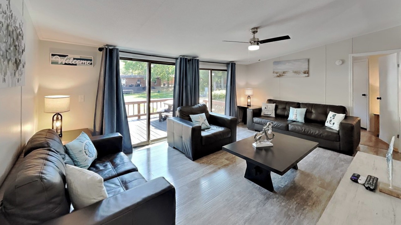 Photo of Livingroom in Put-in-Bay