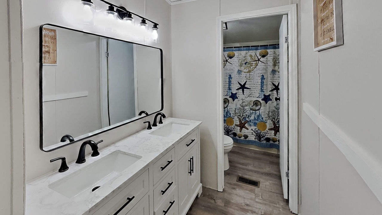 Photo of Bathroom in Put-in-Bay
