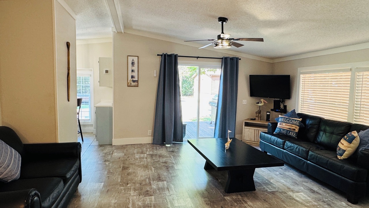 Photo of Livingroom in Put-in-Bay