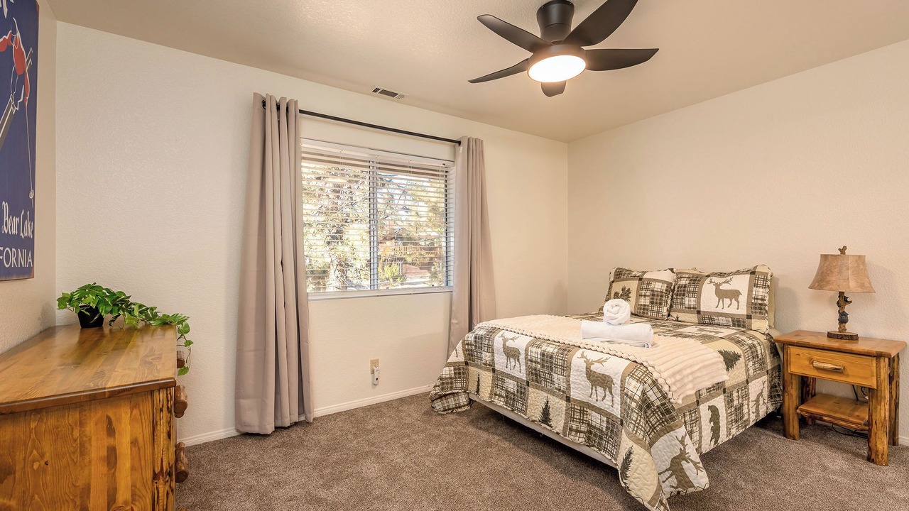 Photo of Bedroom in Big Bear Lake