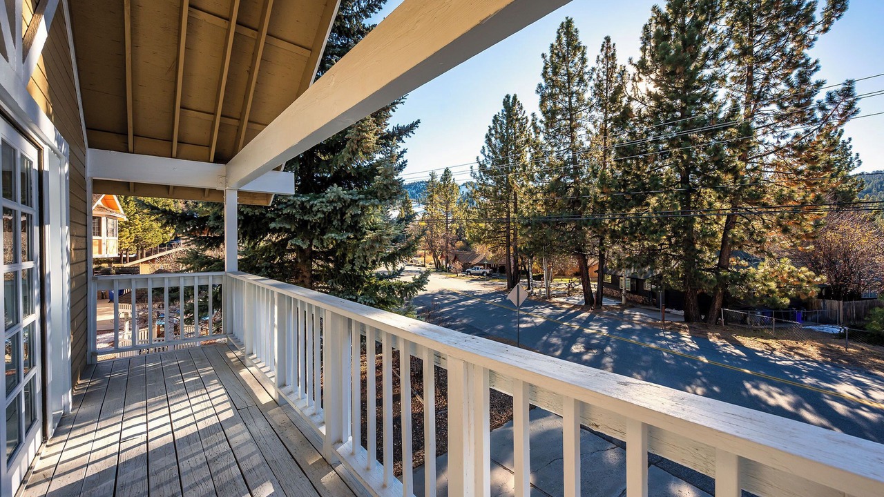 Photo of Patio Balcony in Big Bear Lake
