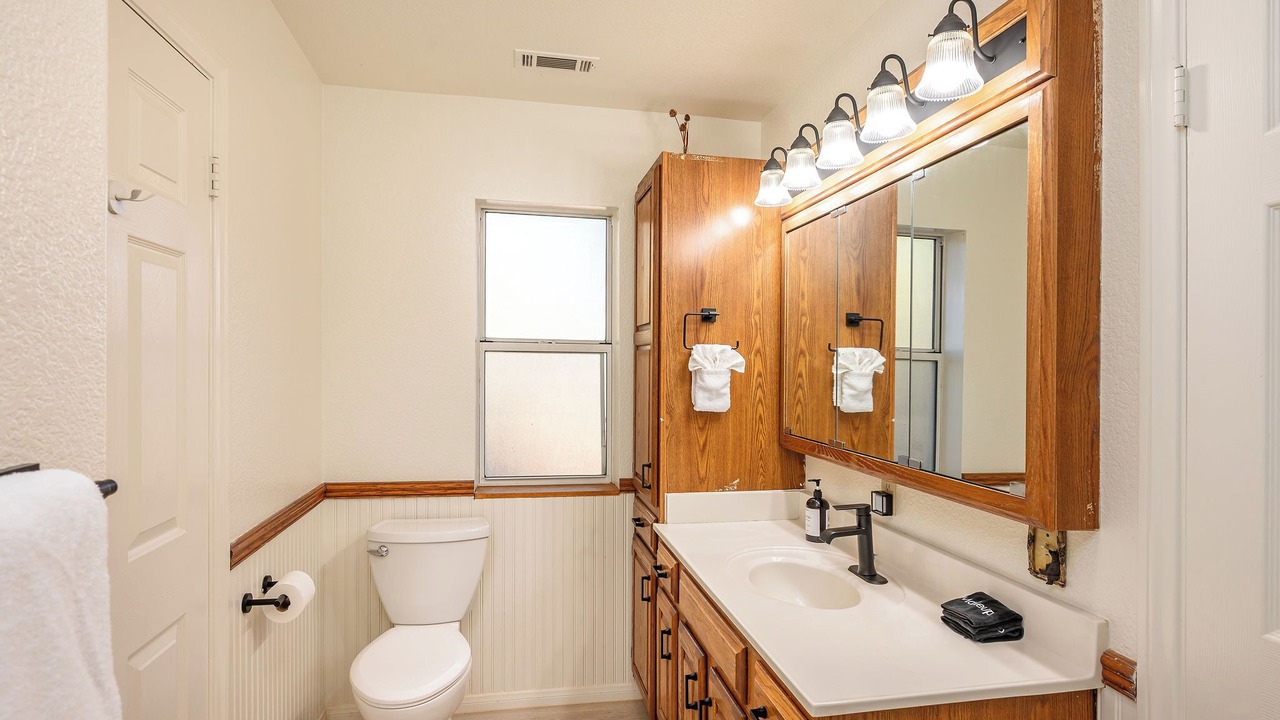 Photo of Bathroom in Big Bear Lake