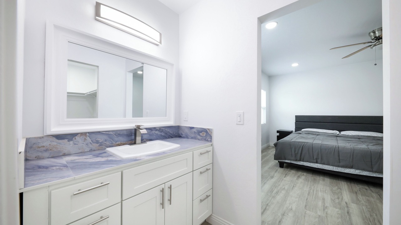 Photo of Bedroom in Bakersfield