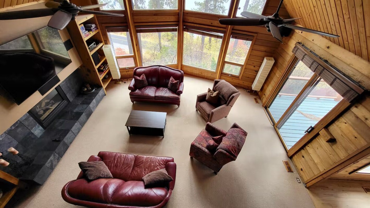 Photo of Livingroom in Harrison