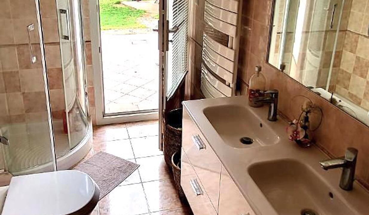 Photo of Bathroom in Isolella