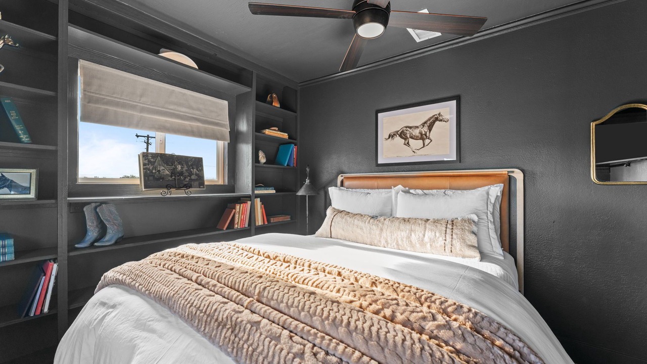 Photo of Bedroom in Wickenburg