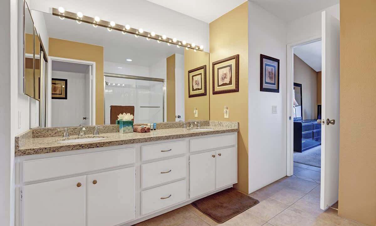 Photo of Bathroom in La Quinta