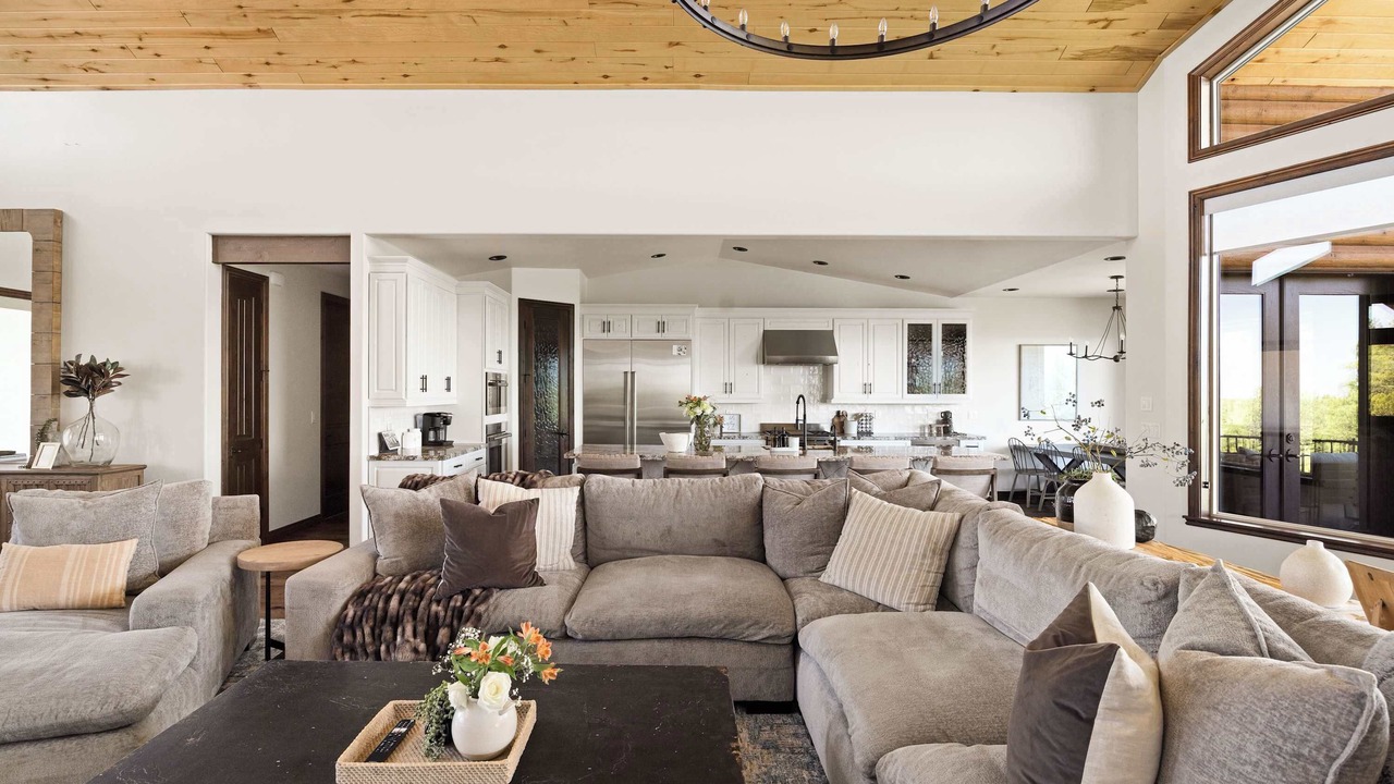 Photo of Livingroom in Sierra Pines