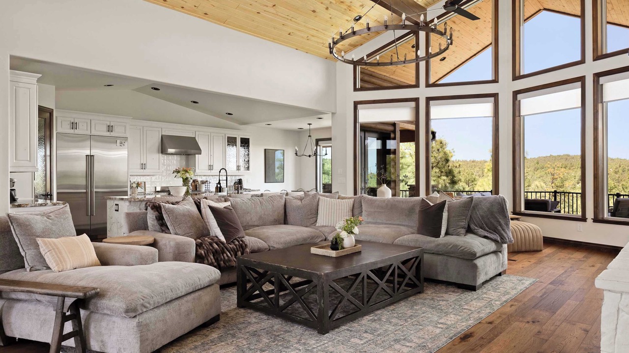 Photo of Livingroom in Sierra Pines