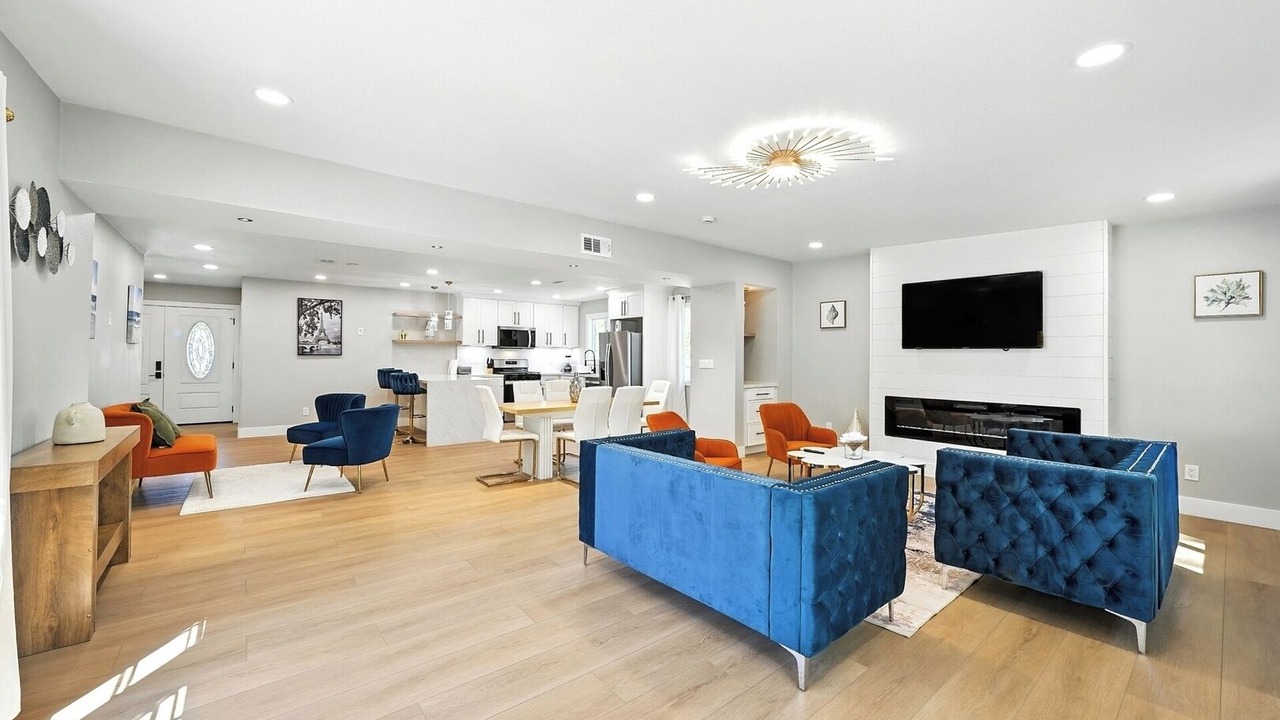 Photo of Livingroom in Poway