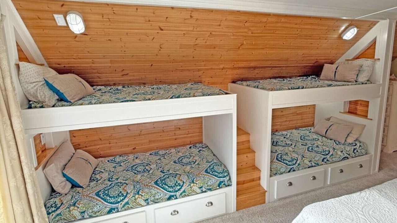 Photo of Bedroom in Kelleys Island