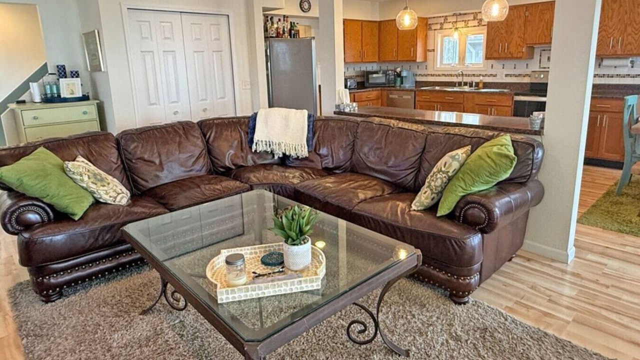 Photo of Livingroom in Kelleys Island