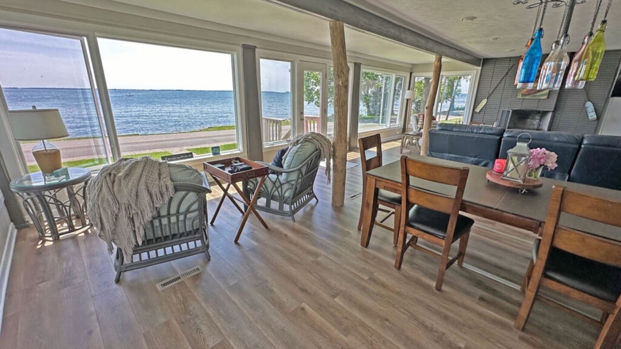 Photo of Livingroom in Kelleys Island