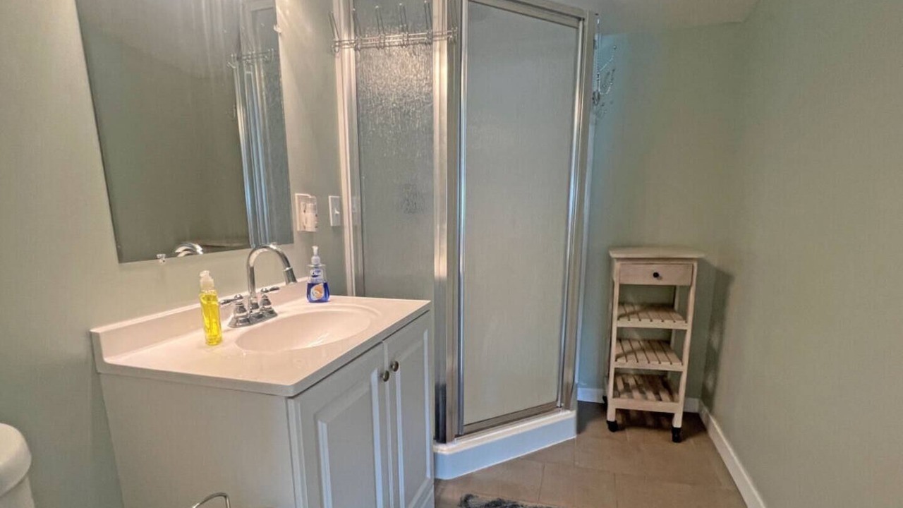 Photo of Bathroom in Kelleys Island