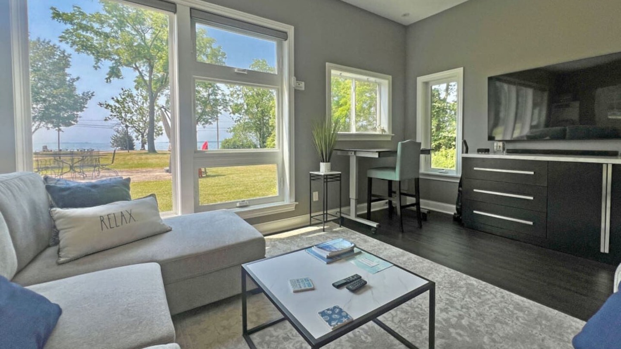 Photo of Livingroom in Kelleys Island