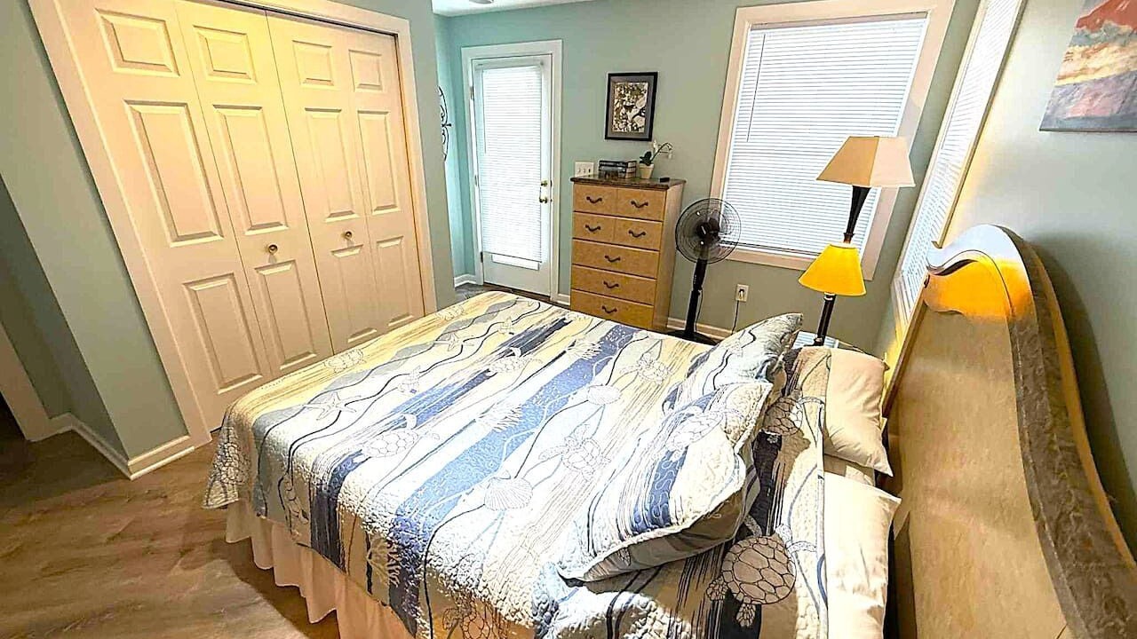 Photo of Bedroom in Kelleys Island
