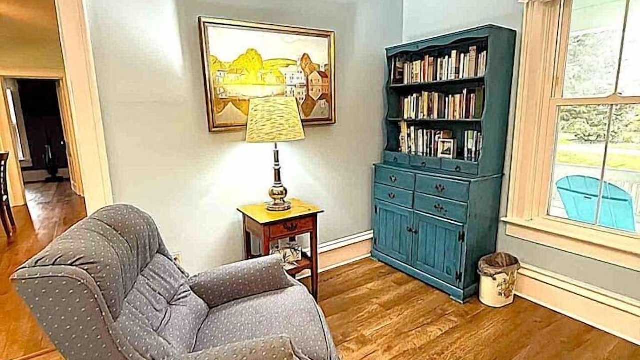Photo of Livingroom in Kelleys Island