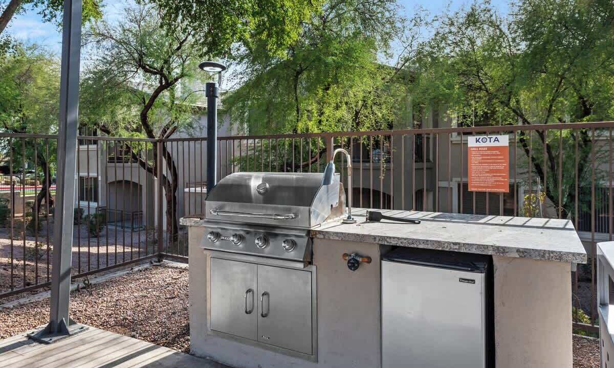Photo of Outdoor in McDowell Mountain Apartments