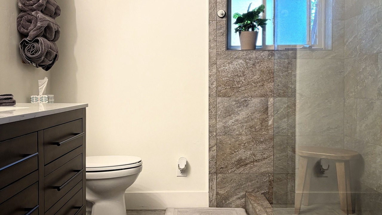 Photo of Bathroom in Sierra Cedars