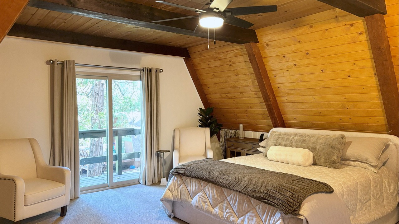 Photo of Bedroom in Sierra Cedars