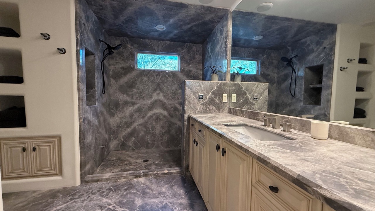 Photo of Bathroom in Pinnacle Peak Heights