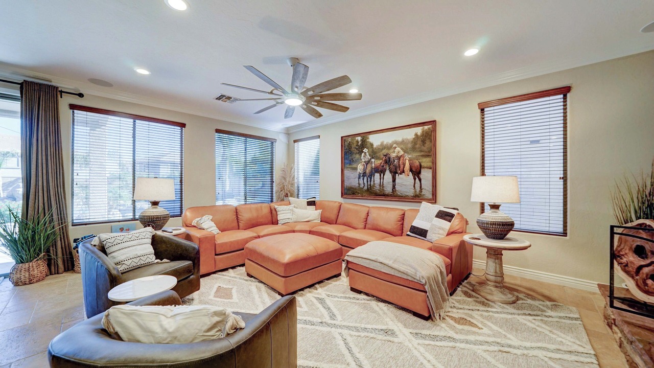 Photo of Livingroom in San Tan Valley