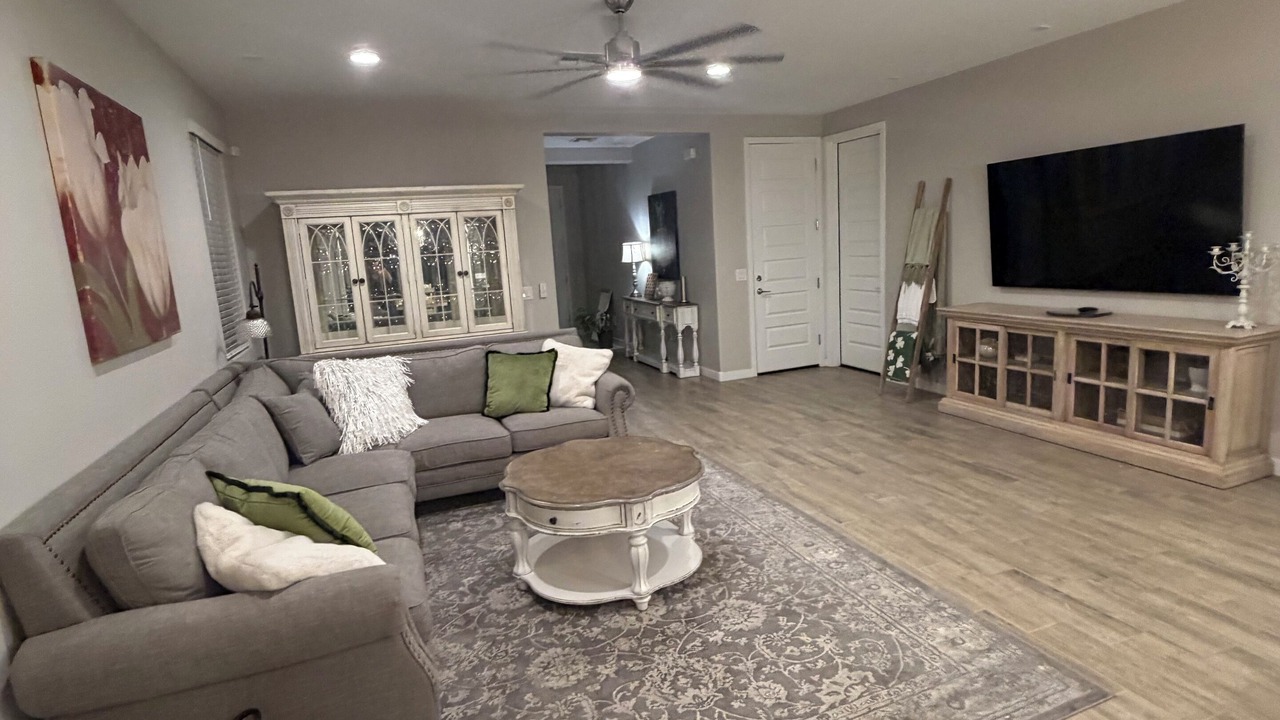 Photo of Livingroom in San Tan Valley