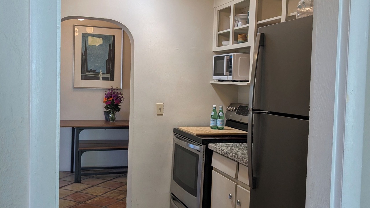 Photo of Kitchen in Poets Square