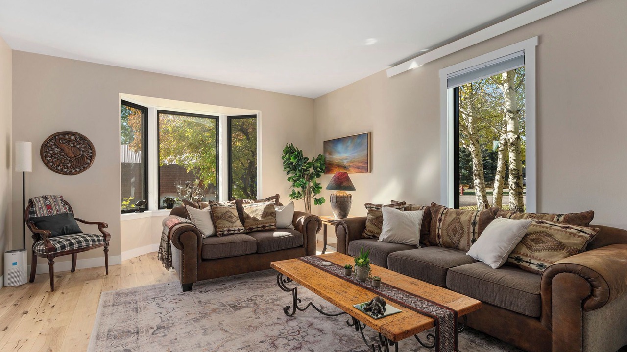 Photo of Livingroom in Jackson