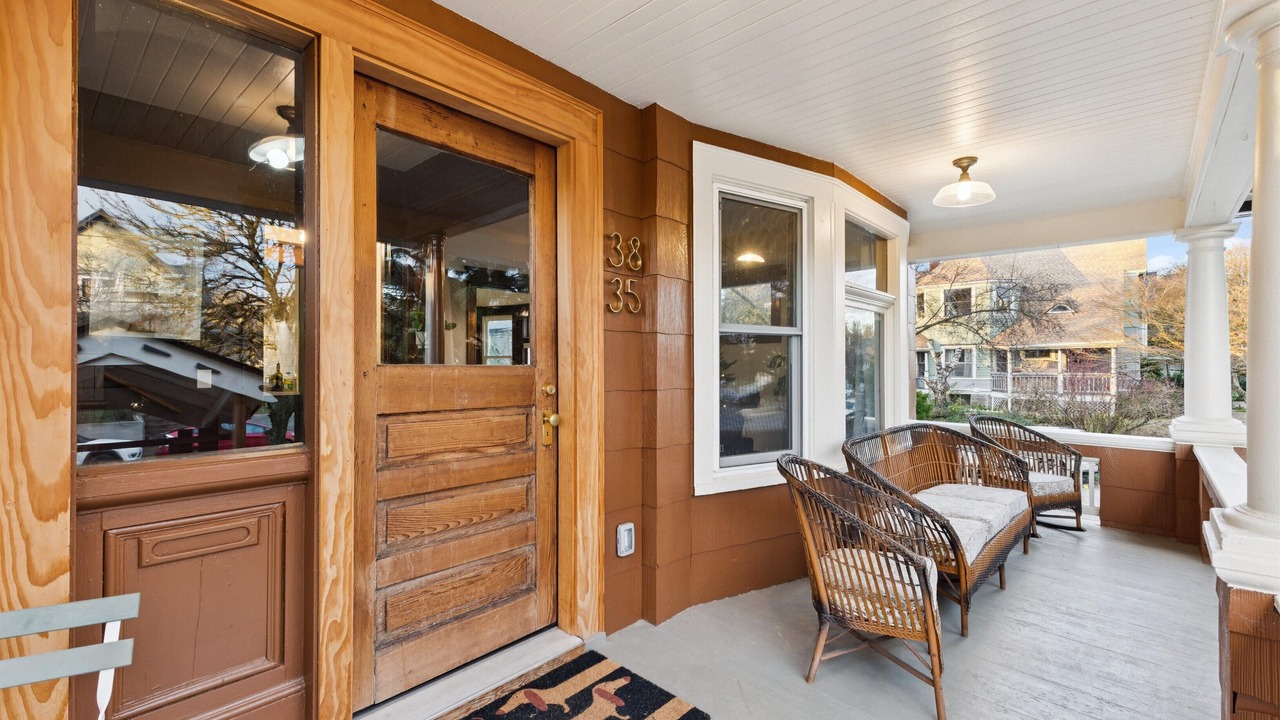 Photo of Patio Balcony in Mississippi District