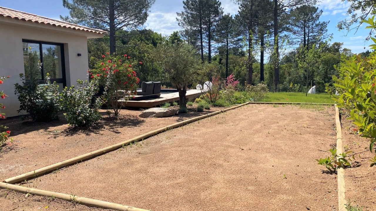 Photo of Outdoor in San-Gavino-di-Carbini