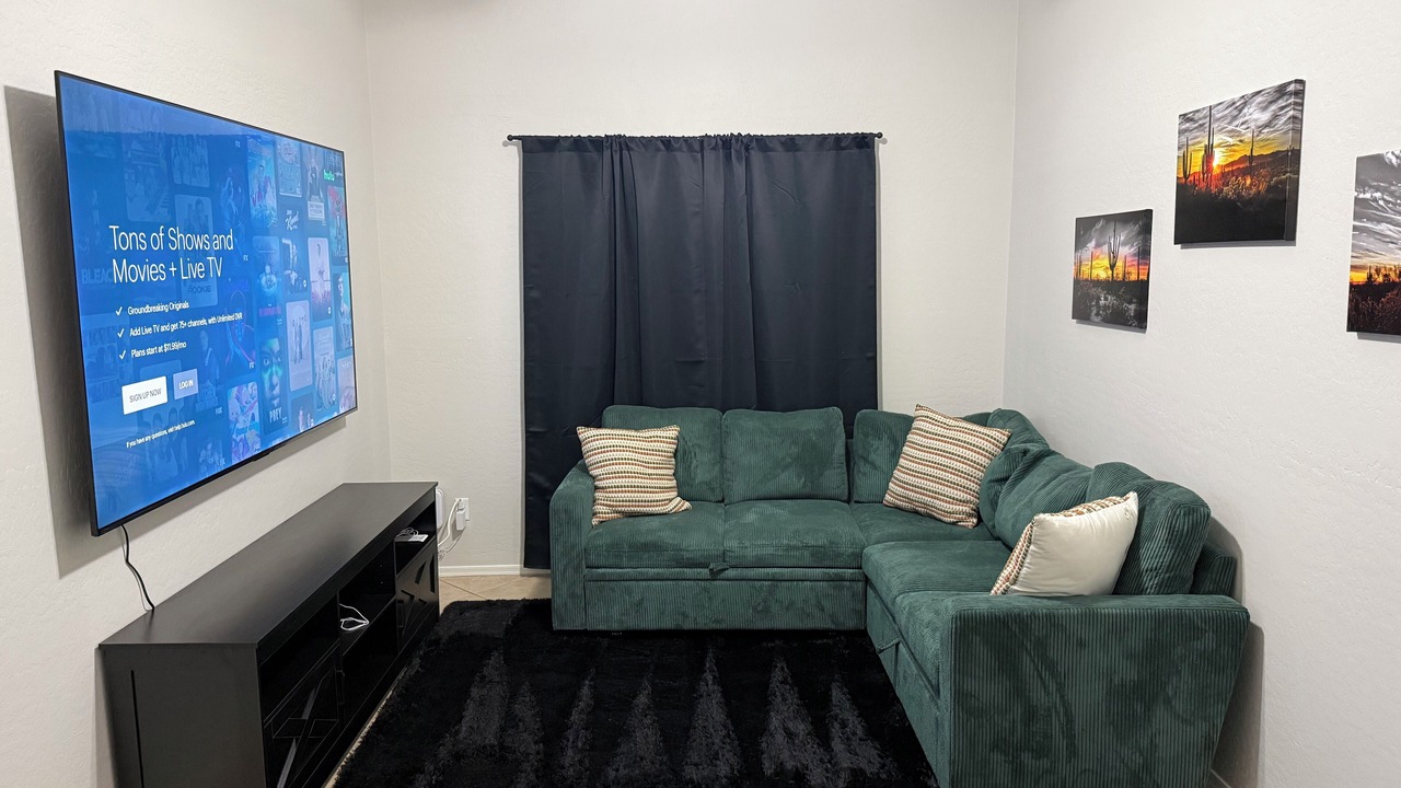 Photo of Livingroom in Villages At Queen Creek