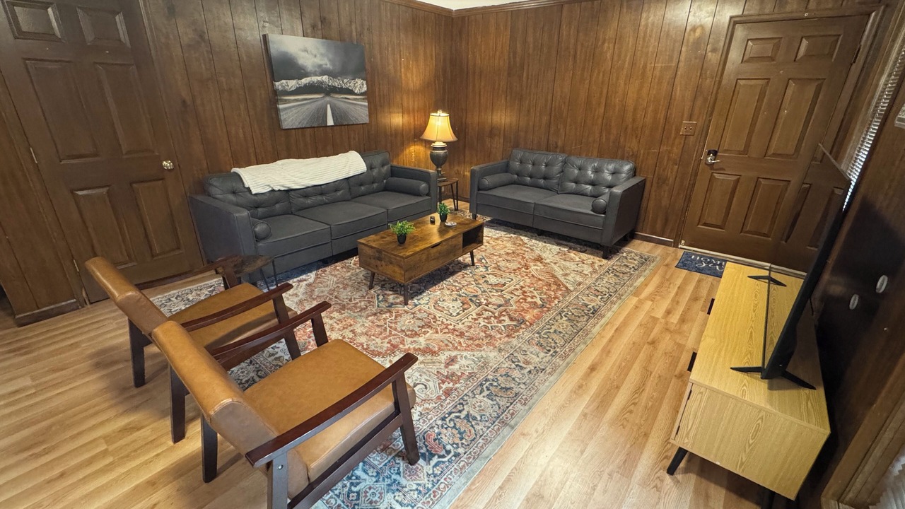 Photo of Livingroom in Bedford