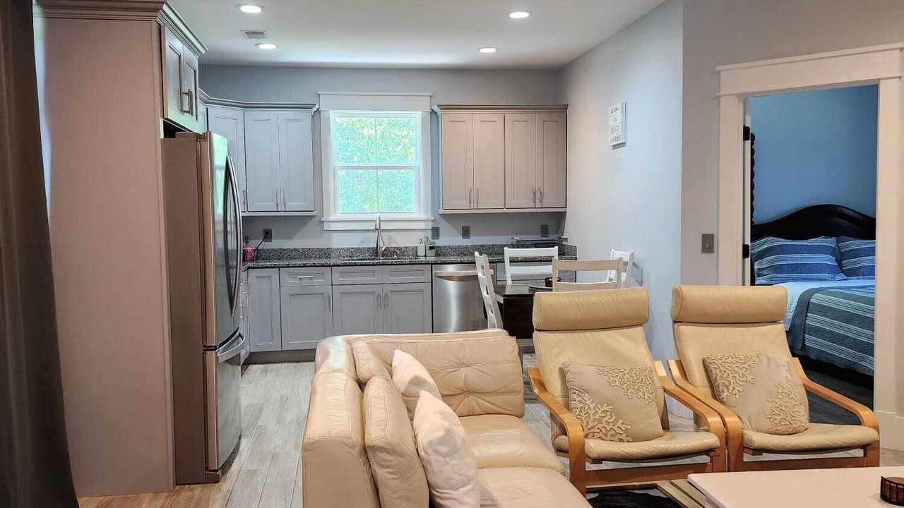 Photo of Livingroom in Mount Pleasant